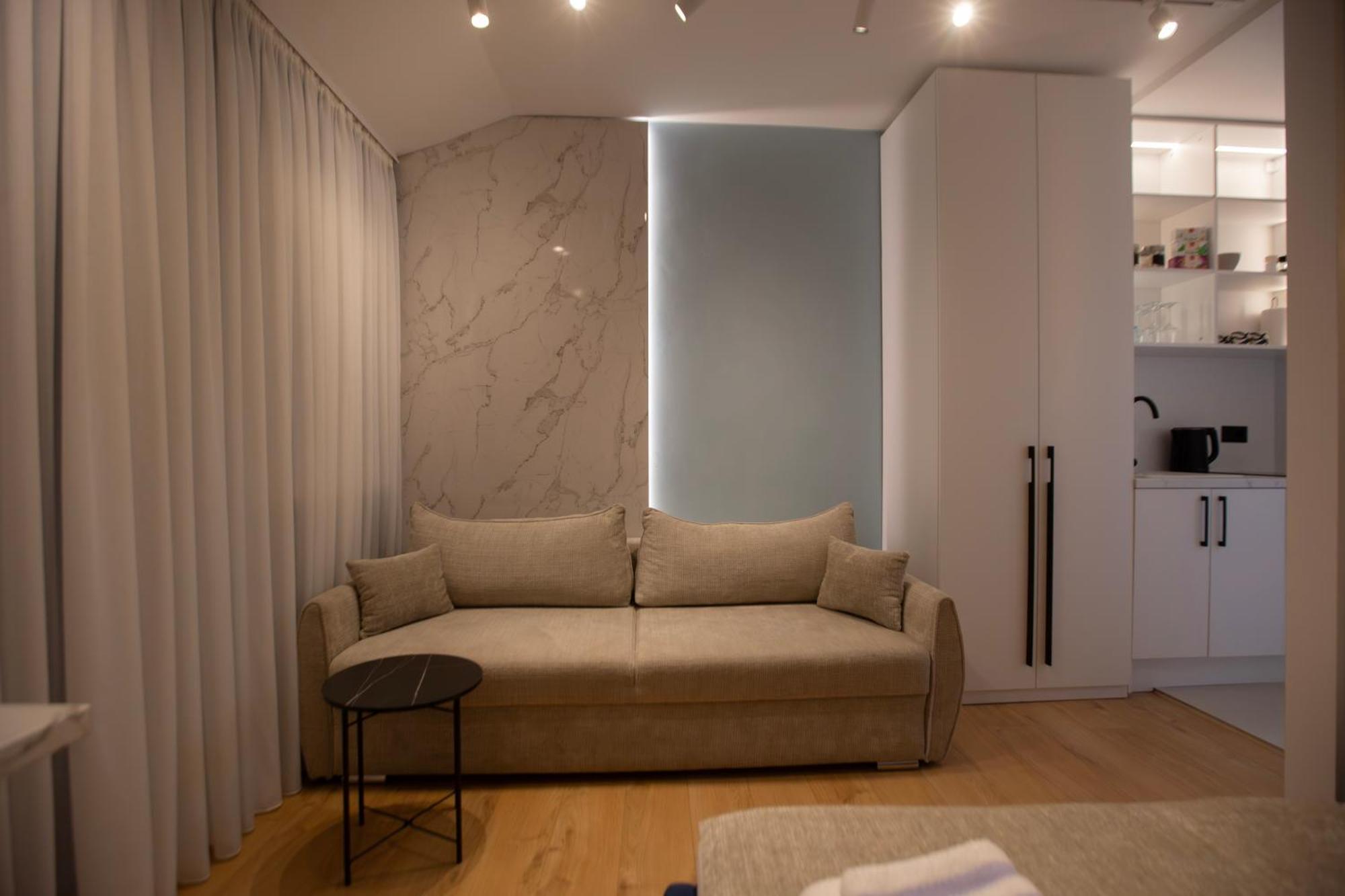 Regent Blue Apartments - Free Private Parking 莫斯塔尔 外观 照片