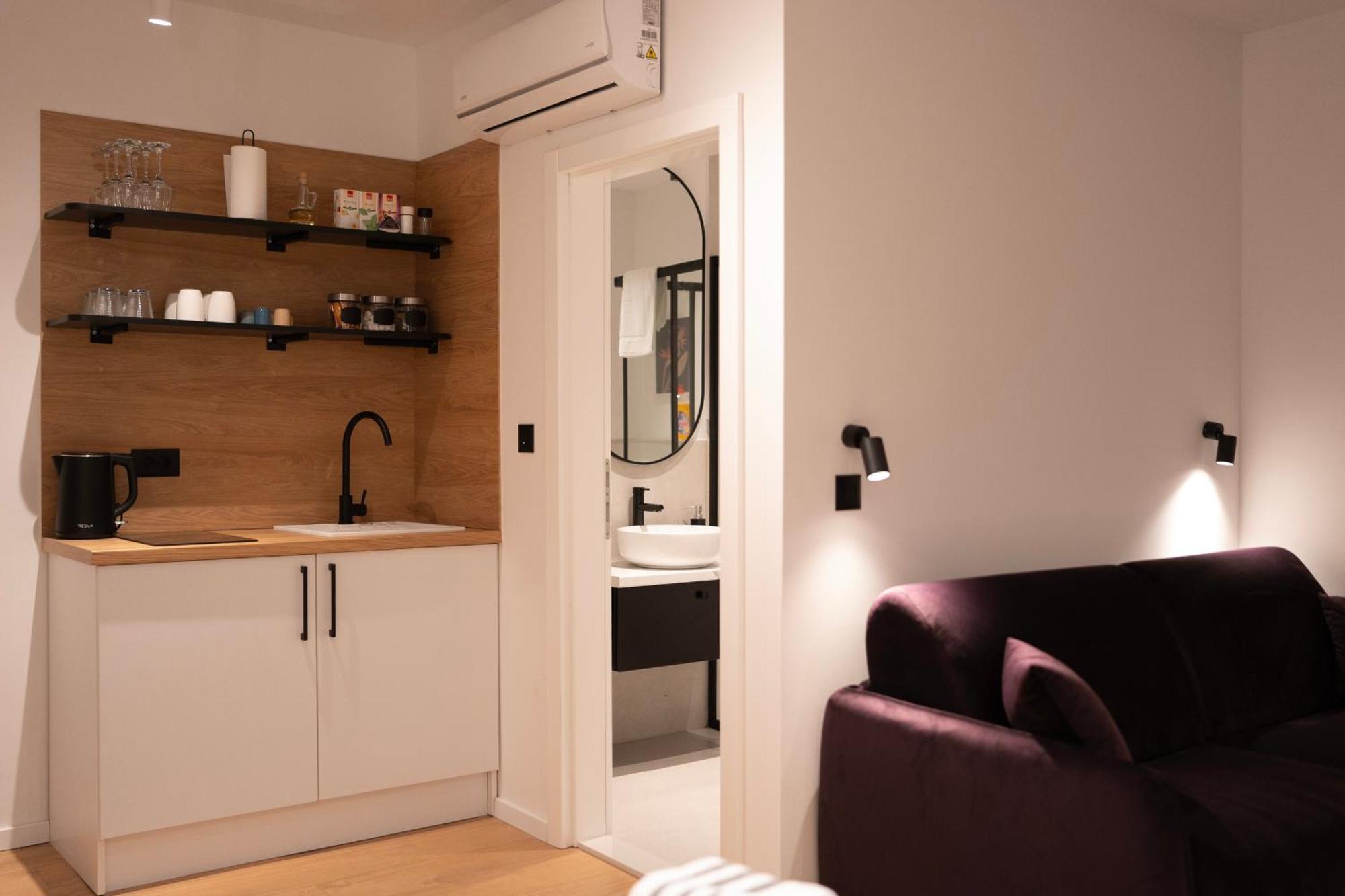 Regent Blue Apartments - Free Private Parking 莫斯塔尔 外观 照片