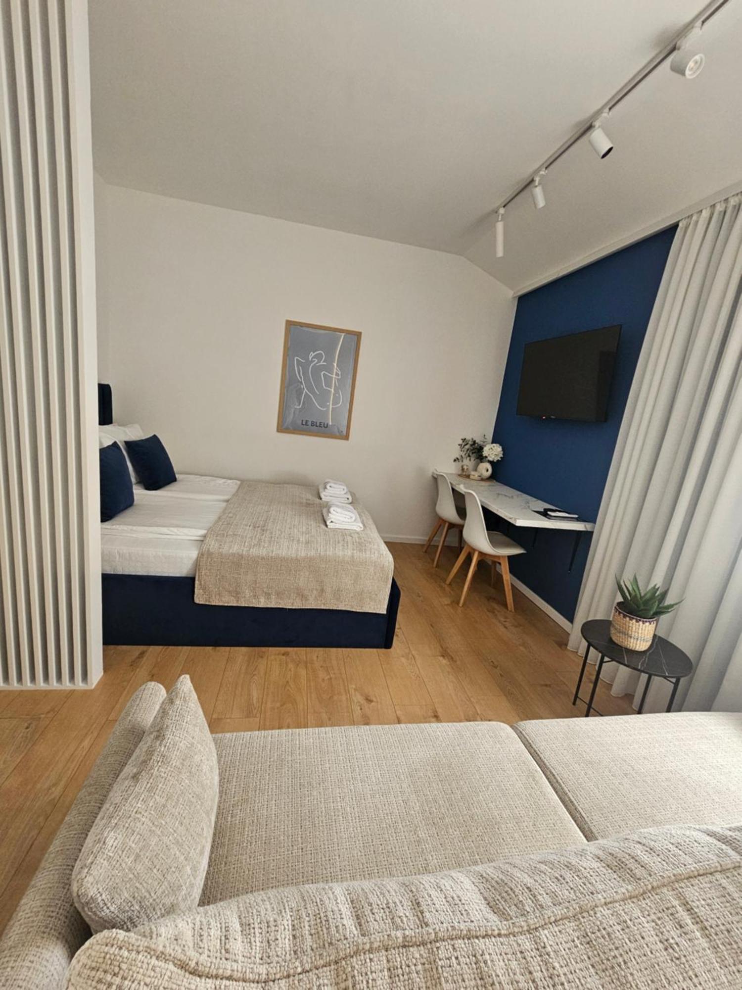 Regent Blue Apartments - Free Private Parking 莫斯塔尔 外观 照片